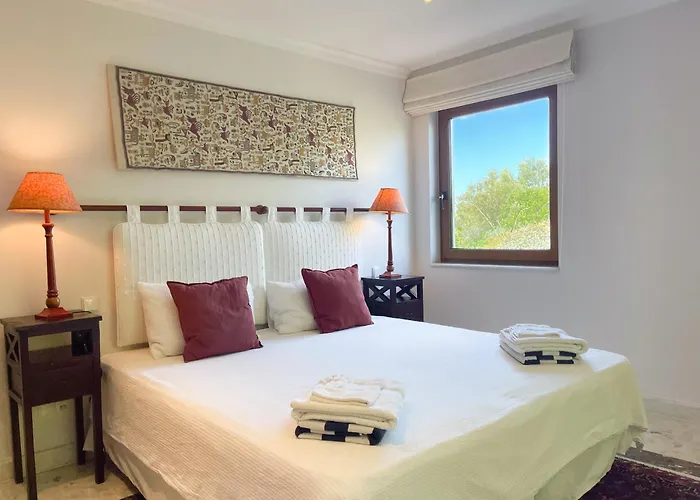 Del Gato マルベーリャ